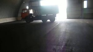 выгрузка зерна на камазе в новый ангар