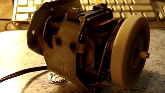 САМОДЕЛЬНЫЙ НАЖДАЧНЫЙ СТАНОК смотреть онлайн