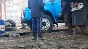 ЗиЛ-130. Запуск после долгого простоя (обзор воздушного фильтра)