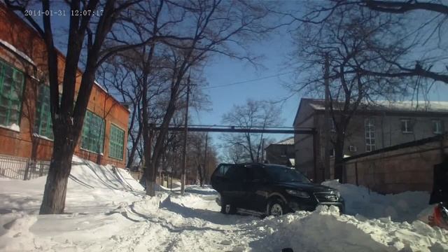 Начальнику ГАИ г. Мариуполя на заметку...!