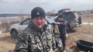 Подледная рыбалка на сорогу и окуня с ночевкой в палатке.
