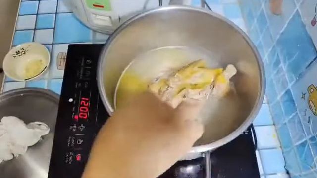 របៀបស្ងោរមាន់ងាំង៉ូវHow to mak chicken soup with citrus fruits to dampen смотреть онлайн