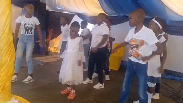 SPIRITUAL DANCE BY SUNDAY SCHOOL смотреть онлайн