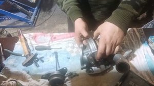 ремонт турбины двигателя b5254t2,с заменой картриджа и горячей части.