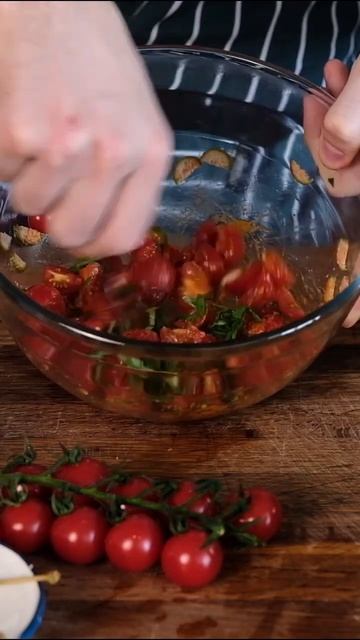 Итальянская БРУСКЕТТА с Томатами и Базиликом ПРОСТОЙ ЗАВТРАК смотреть онлайн