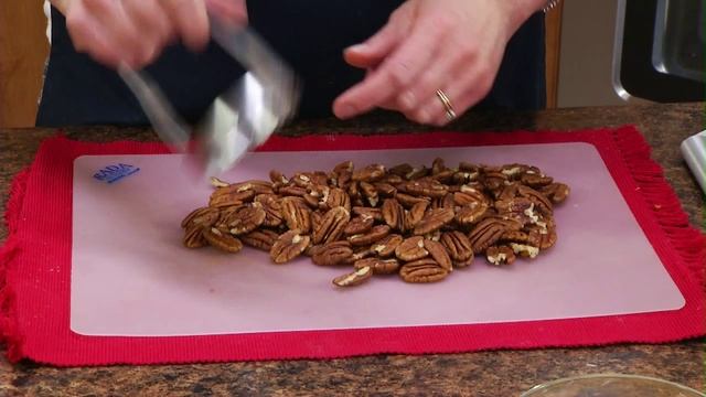 Pecan Pie Bars - Pie in a Pan Recipe | RadaCutlery.com смотреть онлайн