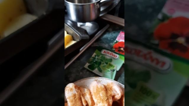 КРЫЛЫШКИ с КАРТОШКОЙ. смотреть онлайн