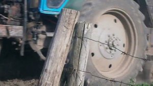 Оранка земли трактором ЮМЗ 6 с мотором СМД 22