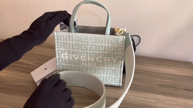 Givenchy _ Mini G Tote shopping bag in 4G embroidered canvas смотреть онлайн