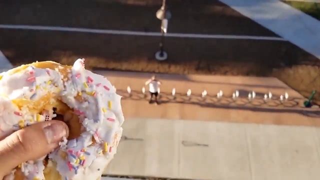 Айфон и пончики смотреть онлайн