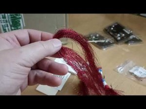 Распаковка посылки с волокнами для мушек Fish Ай QX Crystal Flashabou по заказу Fmagazin