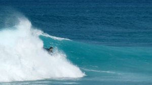 HOW DID I SCORE THESE WAVES WITH NO ONE OUT?! (SURFING NORTH SHORE, OAHU HAWAII)