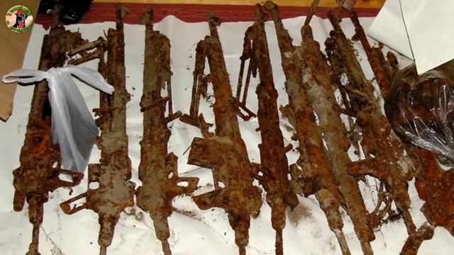 ОТ ДЕДА ДОСТАЛСЯ СЕЙФ ВНУКУ ТОТ ДОЛГО НЕ ДУМАЛ РЕШИЛ ОТКРЫТЬ смотреть онлайн