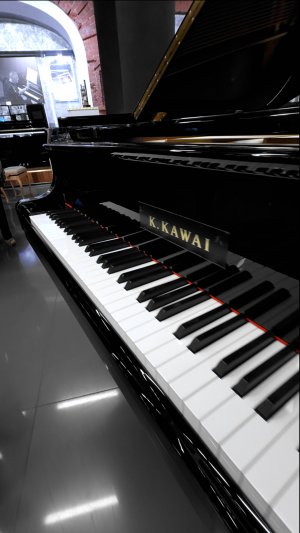 Самый маленький рояль KAWAI – KAWAI GL-10 (Япония)