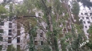 Заброшенный жилой дом на ж/м Тополь 1