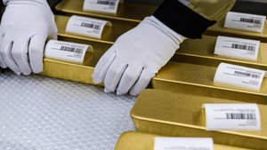 Стоимость золота вновь обновила исторический рекорд