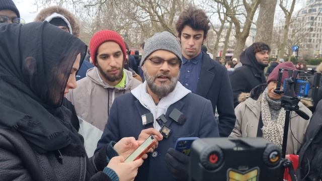 She gets Angry! Hashim Vs Christian Lady  Speakers Corner  Hyde Park