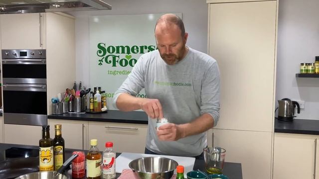 Somerset Foodie Sesame Coated Salmon with Yuzu Dressing & Yuzu Slaw смотреть онлайн