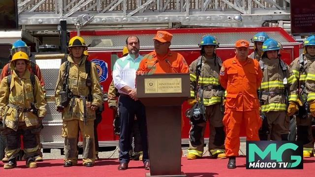 “Allá por el año 2015, una diputada nos dijo que porqué no pedíamos o seguíamos" смотреть онлайн