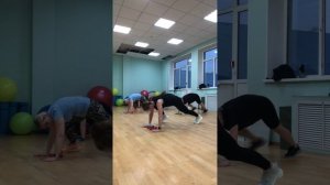 Функциональная тренировка с гантелями по 1 кг.!