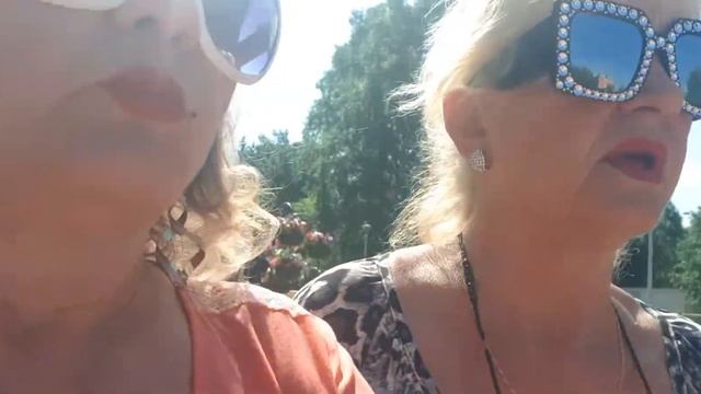 Новокузнецк.Сестра с Кавказа в гостях.Гуляем по Бульвару Героев. смотреть онлайн