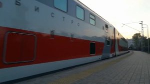 Отправление ЭП20 С Фирменным двухэтажном поезде.