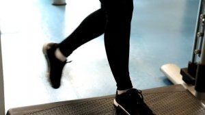 Реверансы в тренажере Смита. [ЯГОДИЦЫ и НОГИ]