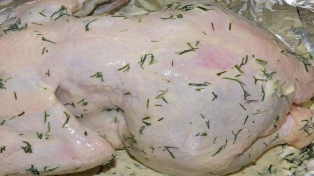 Запеченная курица с яблоками