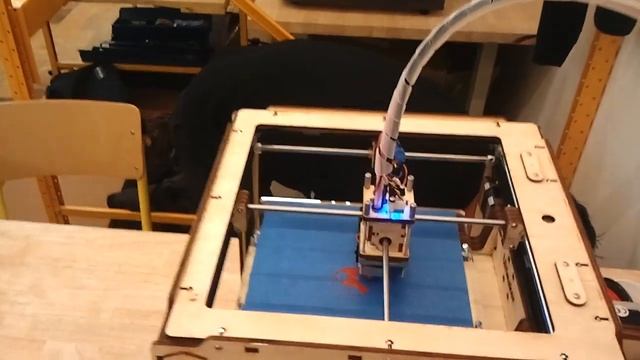 Ultimaker printing a controller knob for the Ultimaker controller смотреть онлайн