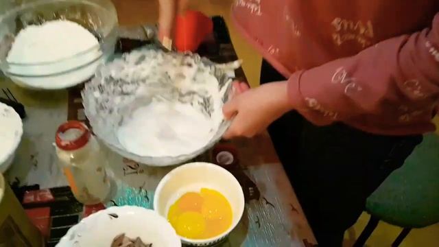 🍭Приготовили типо макаруны?!/РАЗОБЛАЧЕНИЕ смотреть онлайн