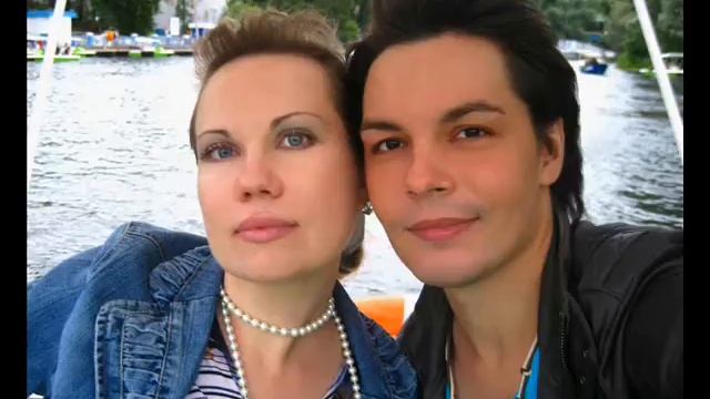 Елена Капитай. ,,Берлин,,  (сл.  Ал. Лёвкин.  муз.  Е. Капитай.)