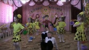 Танец: "С коромыслами"