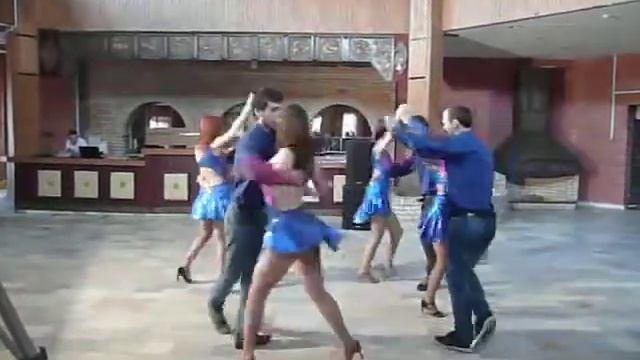 Rueda salsa casino from LatinoTim смотреть онлайн