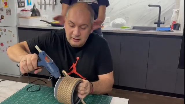 Лазилка для кошек своими руками.