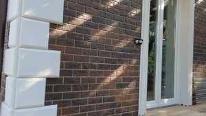 Панели Фасадные Альта Профиль Кирпич цвет Жженый. Монтаж фасада дома.