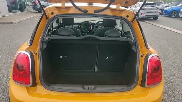 172 Mini Cooper 1.5 Petrol 136BHP Pan Roof смотреть онлайн