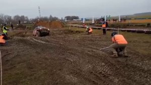 video 0 02 04 335dc615b80f219d157307d35c7f655f30a6a576e4bf7f39638be840448c6640 V