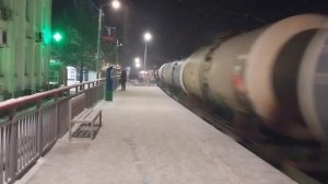 "Чёрный БТС"! Тепловоз 2ТЭ116-1713 "БалтТрансСервис" с наливным поездом!