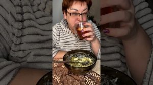 ГОЛОС У НАШЕГО ПАРНЯ ГРОМКИЙ,ЧЕТКИЙ/МУКБАНГ