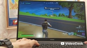 играю в Fortnite!