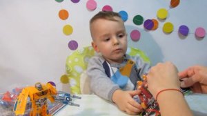 Трансформеры - автоботы, роботы распаковка Transformers - autobots, robots unpacking