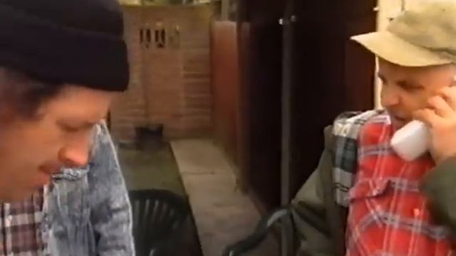 full frontal - Australia day, independence day sketch 1996 , eric bana.avi смотреть онлайн