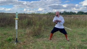 Рубка мишеней шашкой. Импровизация.