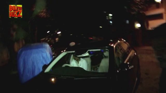 Shahid Kapoor and Mira Rajput Visit Karan Johar | Bollywood Buzz