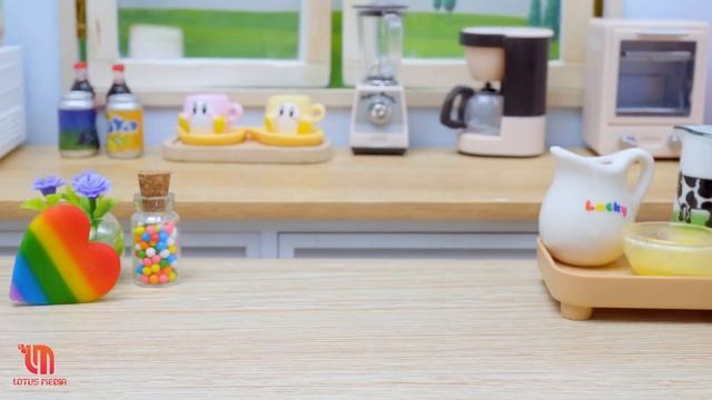 Rainbow with KITKAT 🌈 Beautiful Miniature Colorful Heart Cake Decorating | Delicious Rainbow Cakes