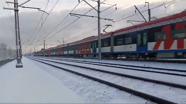 Иволга возле станции Ильинская смотреть онлайн