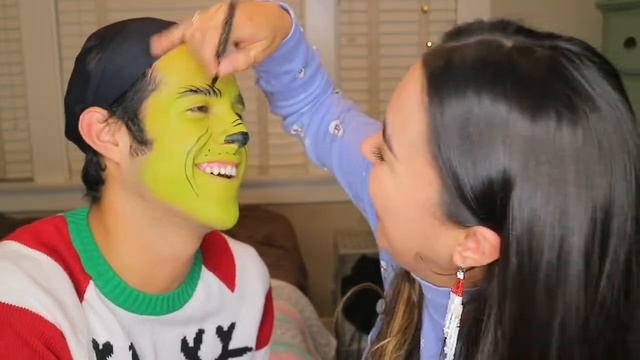 BEST GRINCH MAKE UP TUTORIAL смотреть онлайн
