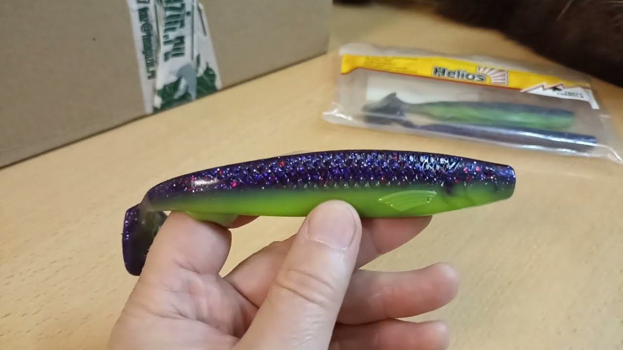 Распаковка посылки с виброхвостом Helios Pike King  по заказу Fmagazin