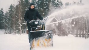 Мощный снегоуборщик Champion ST762E на твоем участке