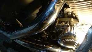 Уровень моторного масла на мотоцикле Honda Steed.MP4